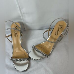 Badgley Mischka Studio Silver Rhinestone Jewel Strappy Heel Sandals Formal 9.5